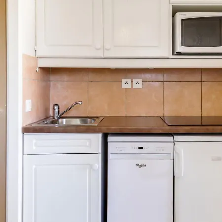 公寓 Les Rivages De Coudouliere-8 By Interhome *